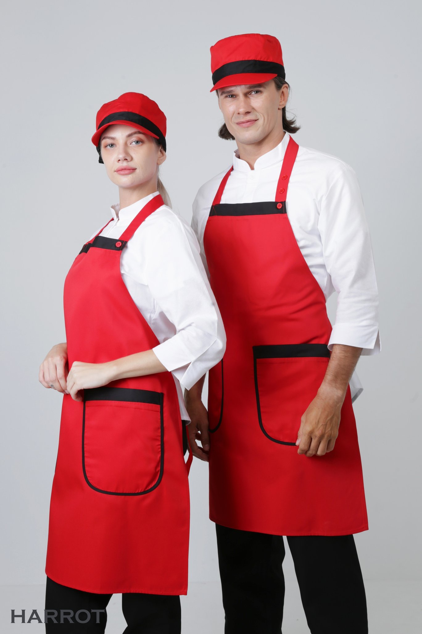 ผ้ากันเปื้อน เต็มตัว พื้นแดงแต่งลาย